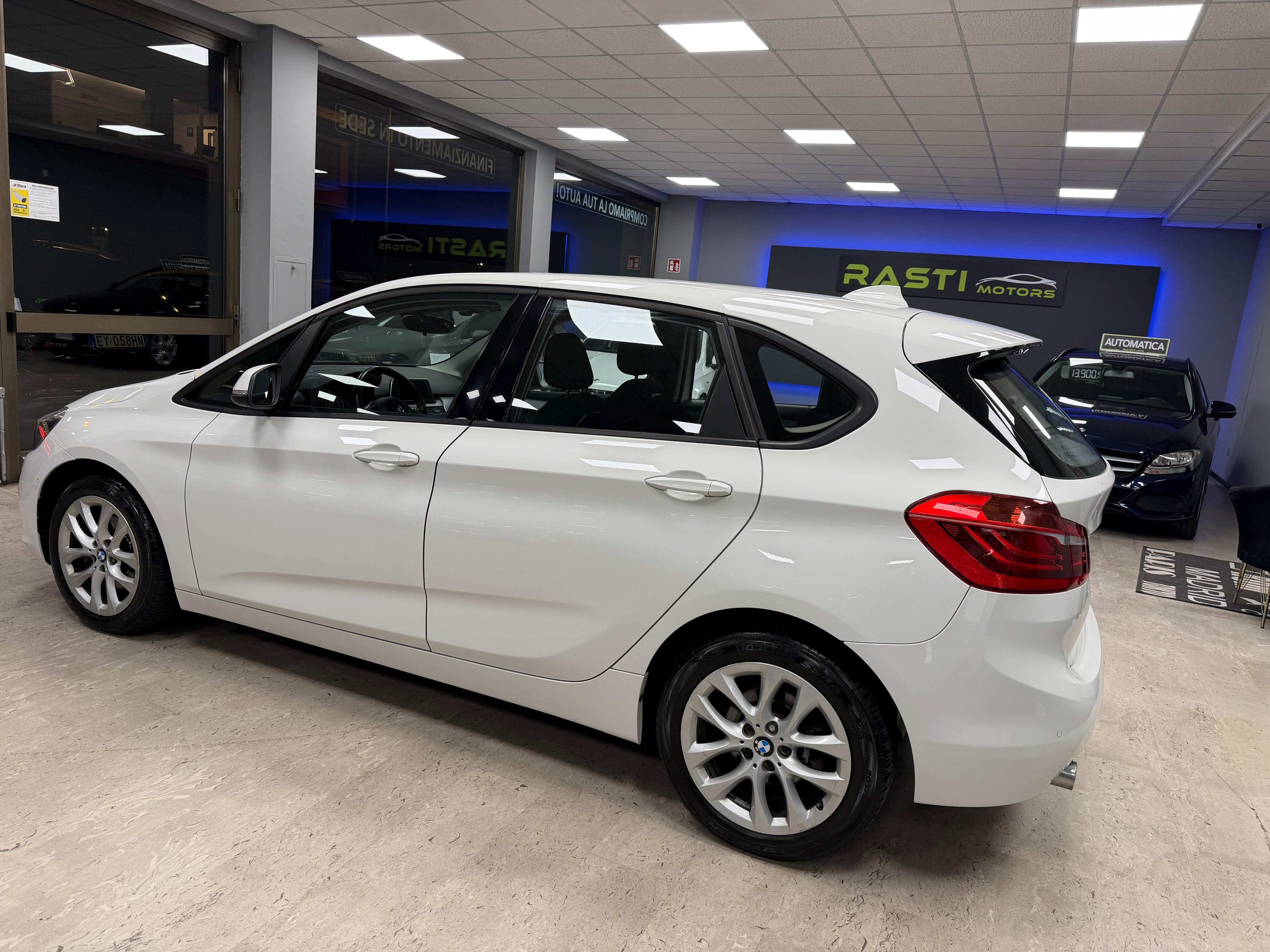 Shitet Bmw Searia 2 216 2015